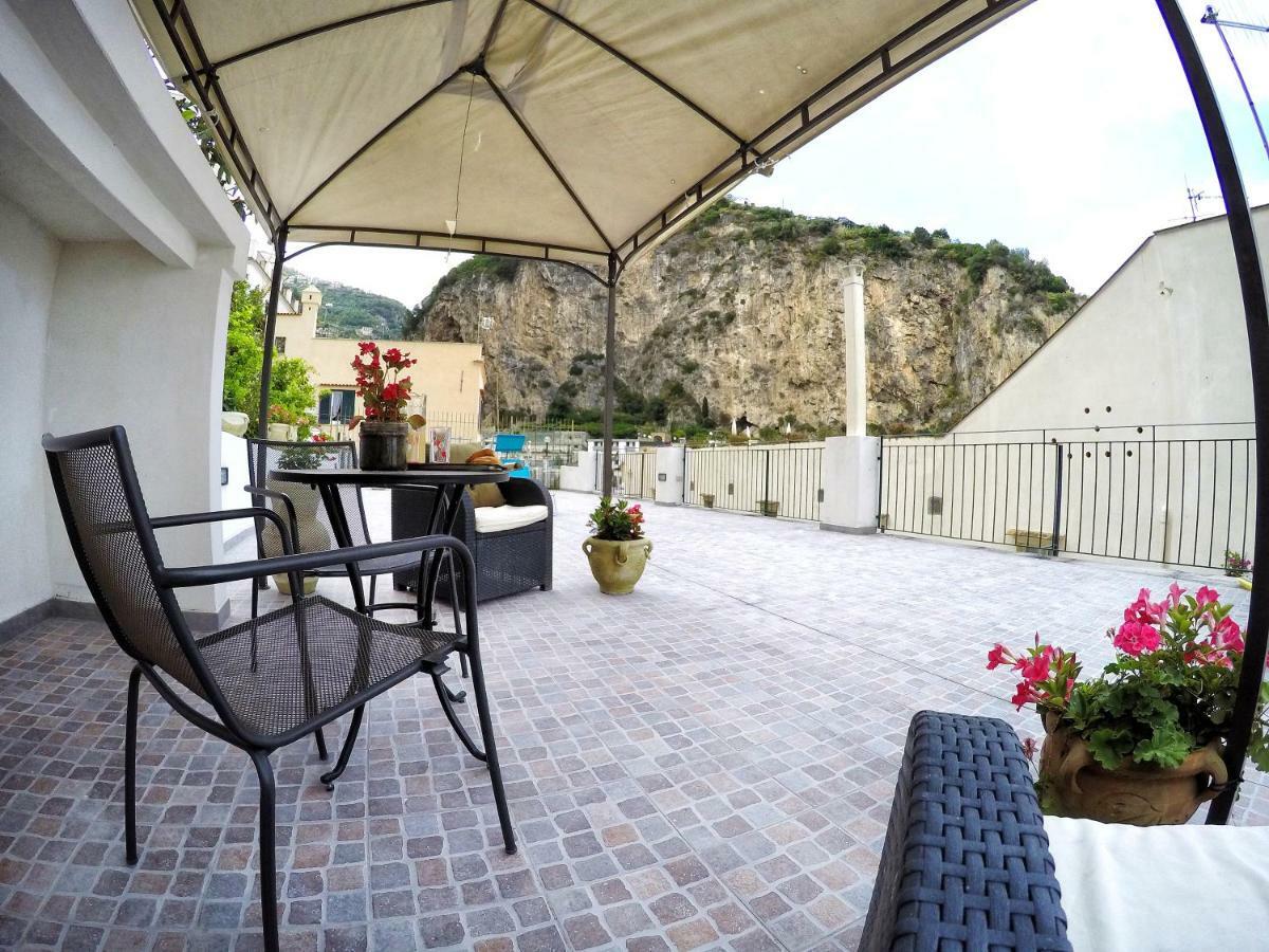 Nonna Enza Apartment Atrani Bagian luar foto